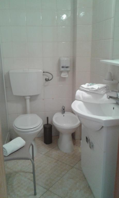 Mediterraneo Bed & Breakfast Pozzallo Ngoại thất bức ảnh